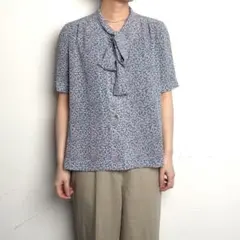 【海外古着】ボウタイブラウス 小花柄のサムネイル