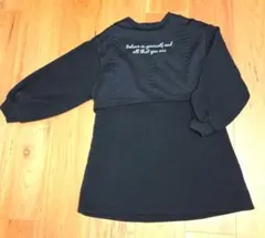 ブラック 長袖 ワンピース メッセージ刺繍入り