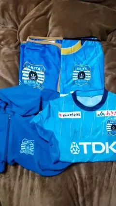 Item thumbnail for item 4128aad2-d7f6-4ca3-9bd1-0ff9423f12b9