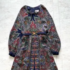 新品タグ付き　馬里邑　マリムラ　綿込長袖カーディガン　ネイビー 花柄刺繍 新品タグ付き 馬里邑 マリムラ 綿込長袖カーディガン ネイビー