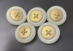 Item thumbnail for item 07379bbb-1495-4b5b-8d13-f1ba49d32e34