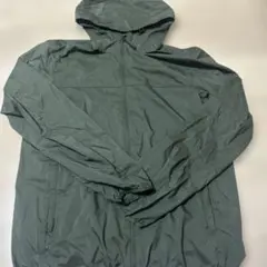 UNIQLO ポケッタブルUVカットパーカー　ほぼ未使用