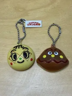 ジャムおじさんのパン工場 キーホルダー 2個セット　メロンパンナ　カレーパンマンのサムネイル