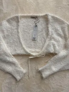 新品未使用　ホワイト クロップドカーディガン