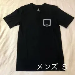 NIKE ナイキ　Tシャツ　S 新品のサムネイル