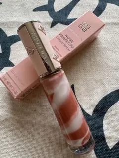 ⭐︎Givenchy⭐︎ Rose Perfecto Liquid Balm 112のサムネイル