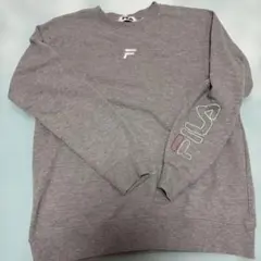 FILA グレー 薄手トレーナー　Mサイズ