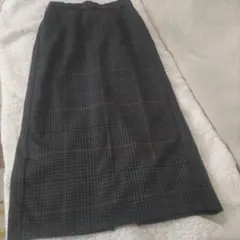 GU　タイトスカートチェック柄　Sサイズ グレー系　 後スリット入り