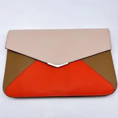 FENDI クラッチバッグ/レザー/クリームのサムネイル