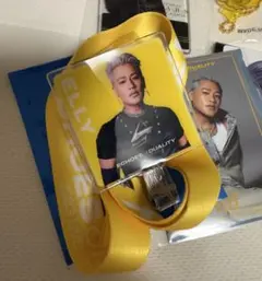 三代目JSB　ELLY　フォンタブ付き実写ネックストラップ