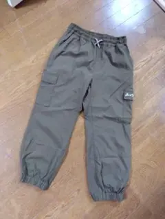 美品大きいサイズカーゴパンツ オリーブ色 サイドポケット付き