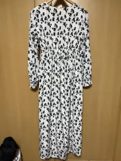 coca フラワープリント Vネック マキシドレス