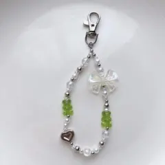 グリーン　ビーズ　キーホルダー　ハンドメイド