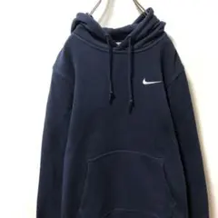古着 NIKE ワンポイント スウッシュ 刺繍 プルオーバー パーカー M
