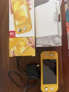 Nintendo Switch Lite イエロー 本体 充電器付き