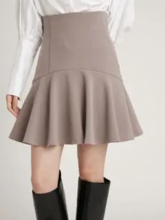 フレアミニスカショーパン