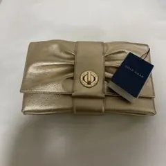【新品】COLE HAAN ゴールド ショルダーバッグのサムネイル