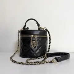 NICE CLAUP バニティバッグ ブラック