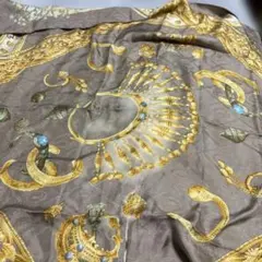 トラサルディ　ジュエリー柄 シルク風スカーフ 約90cm