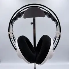 ✨廃盤✨ AKG Q701 ヘッドフォン 白 高音質 ハイレゾのサムネイル