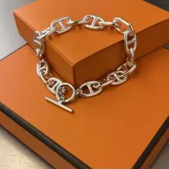 Item thumbnail for item 0e236566-79e1-4d78-b6e7-1189096d9dfa