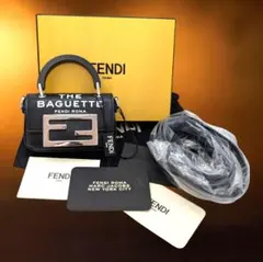 【新品未使用】FENDI MARC JACOBS Nano Baguette 黒