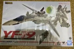 DX超合金　マクロスプラス　YF-19 エクスカリバー（イサム・ダイソン機）