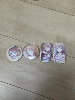 キャラクター缶バッジ4個セット