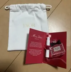DIOR ミスディオール ESSENCE 香水 サンプル 1ml 巾着ポーチ
