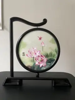 【新品未使用】中国伝統工芸 昆綉（クンシウ）刺繍 置物 蓮の花 高級化粧箱付き