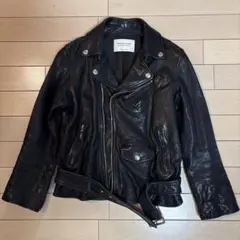 Item thumbnail for item b7d28e23-18ff-4204-8057-2552c61ba241