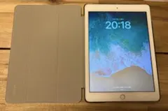 iPad 第6世代 Wi-fi版 32GB フィルム+ケース付き