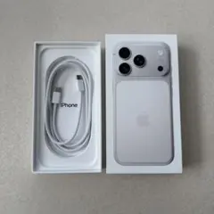 iPhone17pro 空箱 ケーブル付き