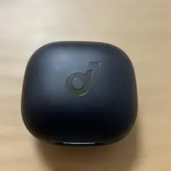 soundcore p40i 黒 充電ケースと左耳イヤホン