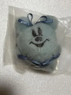 ブルー