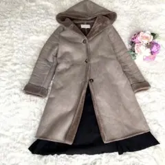 美品Ray BEAMS⭐︎フード付きベージュ　ムートンコート　柔らか素材Mサイズ