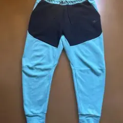 ナイキ テックフリース セントラルシーカラー ティファニーカラー