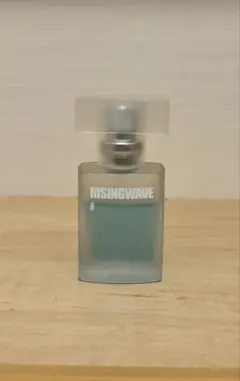 RISINGWAVE ライジングウェーブ 香水 オードトワレ 10mlのサムネイル