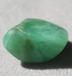 糸魚川翡翠 ビーズ・アクセサリー