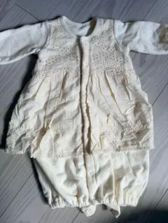 アイボリー レースロンパース 長袖　60