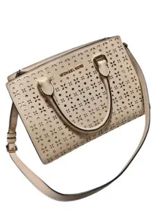 マイケルコース♡花柄パンチングが可愛い2wayバッグ