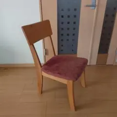 木製ダイニングチェア レッド系ファブリック座面③