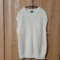 UNIQLO クリーム色 ノースリーブニットベスト M