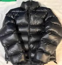 NIKE ダウンジャケット軽量で暖かさ抜群冬でもスタイリッシュに決まる