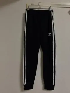 adidas ブラック ジャージ パンツ