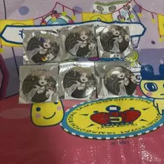 うらたぬき Black Rose 缶バッジ - メルカリ