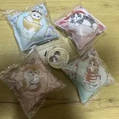 くら寿司　びっくらポン　mofusand 4つセット＋缶バッジおまけ！