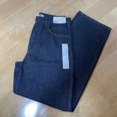 ワイドフィットカーブジーンズ サイズ28