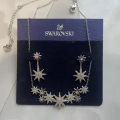 Swarovski 星形モチーフ ネックレス