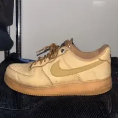 Nike Air Force 1 ベージュ